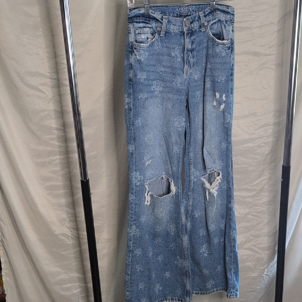 Distressed Low-rise Arizona Baggy Jeans